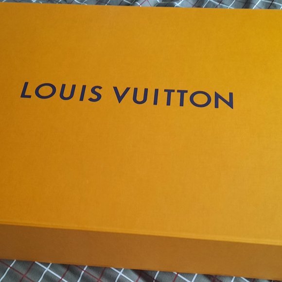 Luis vuitton Men's duffel - Picture 1 of 4